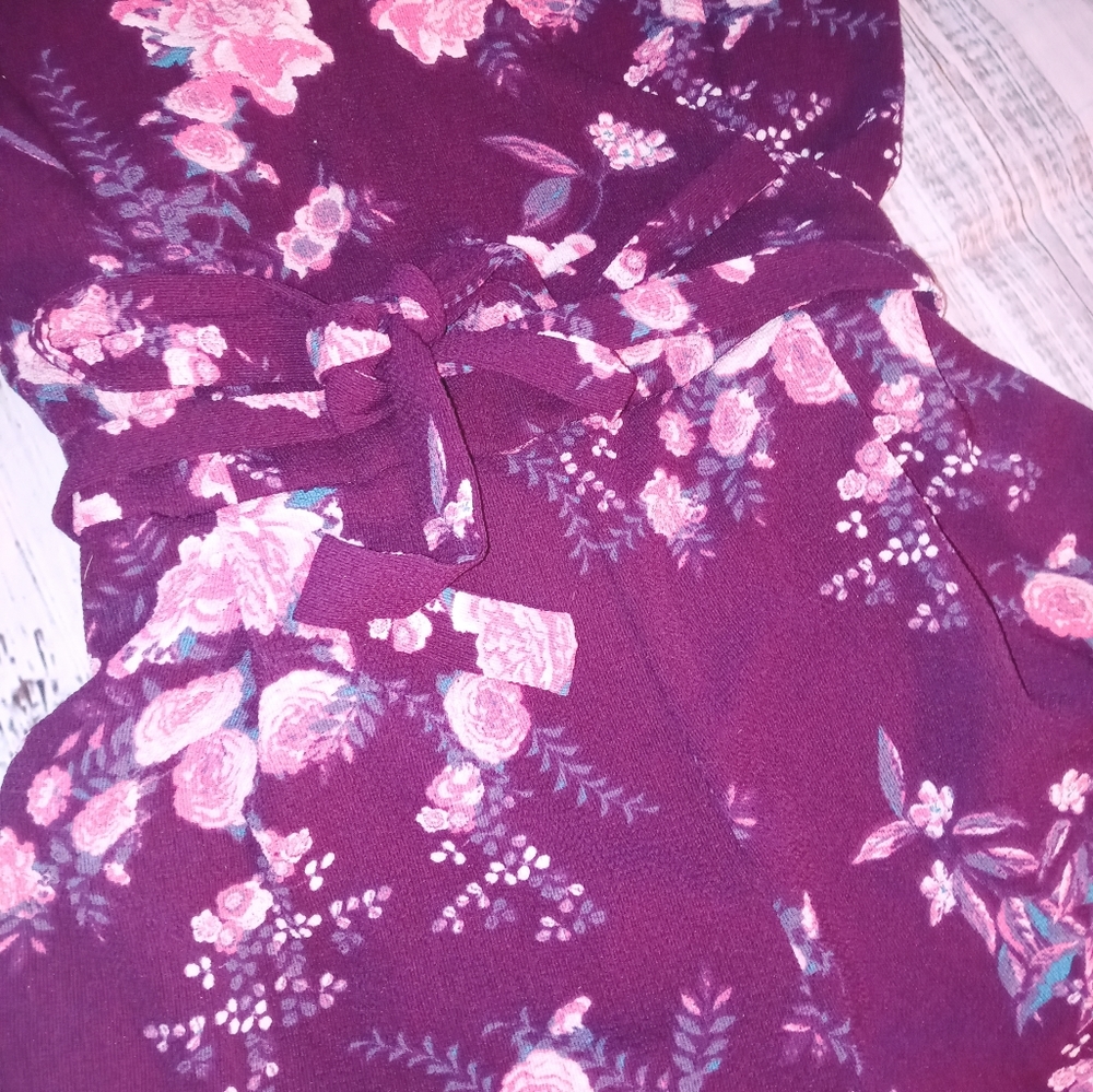 Romper - Picture 3 of 4